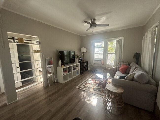 Building Photo - 508 12th Ave N