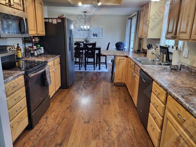 Photo - Single Family Home in Wright WY