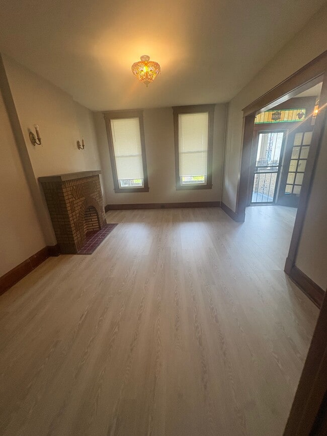 Photo - 2906 Presbury St