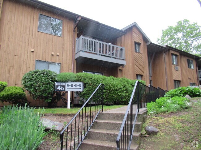 Building Photo - 67 Riverview Dr Unit 67 Rental
