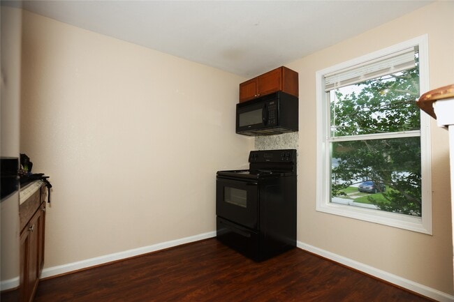 Photo - 256 E Pecan Ln Unidad 3
