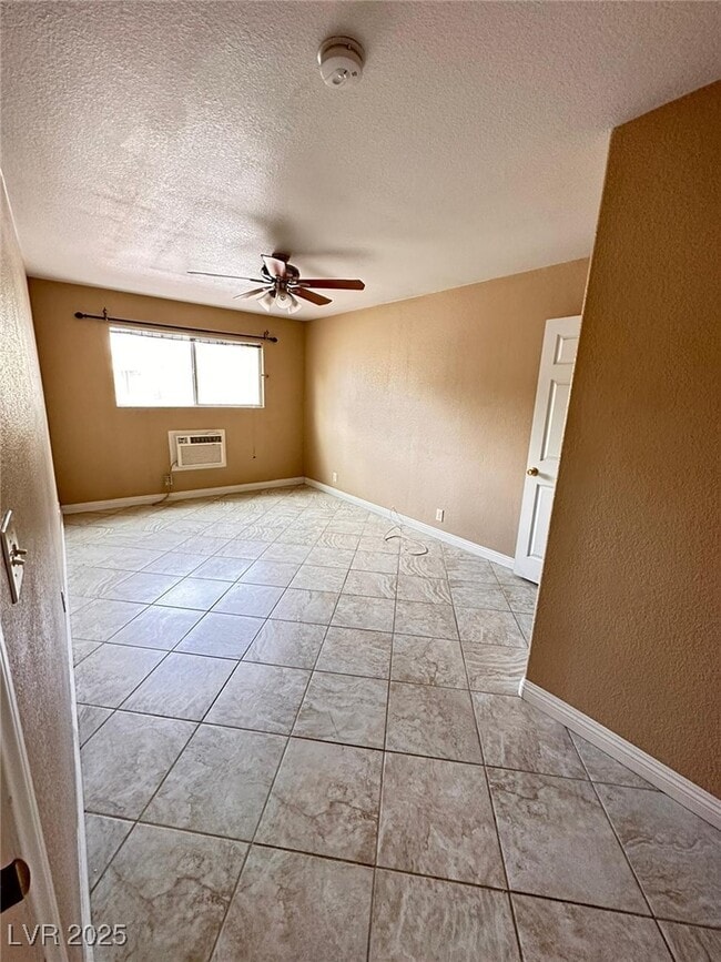 Photo - 5346 S Swenson St Unit 35