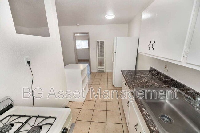 Photo - 728 Darina Ave Unit 5