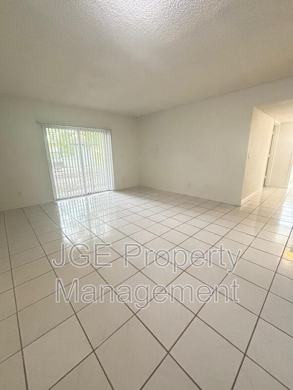 Photo - 11501 NW 44th St Unit Apt 11501