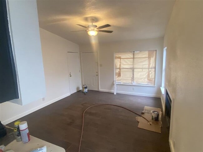 Photo - Spacious 3/2 duplex with a garage