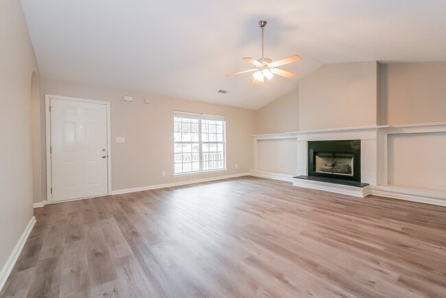 Photo - 314 The Gables Dr