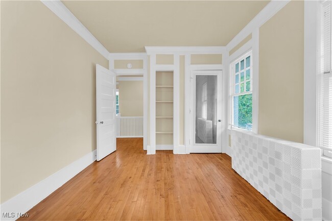 Building Photo - 1515 Rydalmount Rd