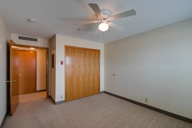 Hartford Residential - 210 N. 4th