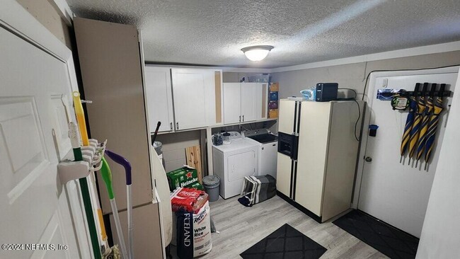 Photo - 5663 Minocqua St