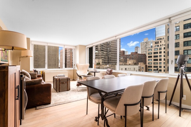 Building Photo - 322 W 57th St