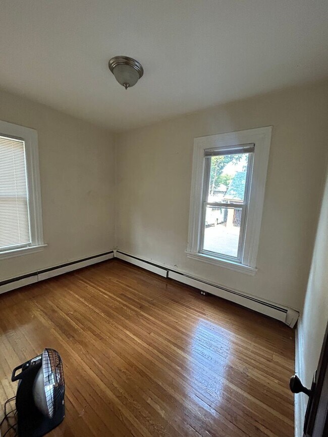 Photo - 52 Rowley St Unidad 1