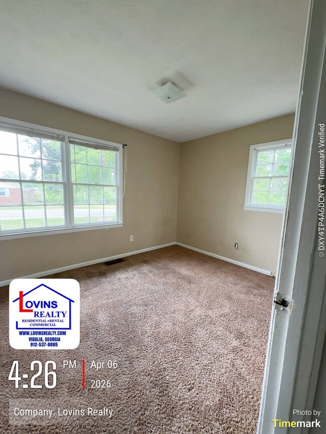 Photo - 714 Winona St