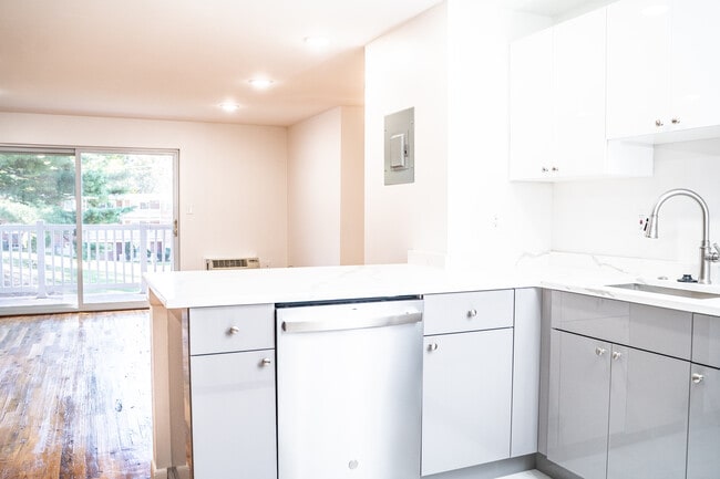 Photo - Kenmore Apartments