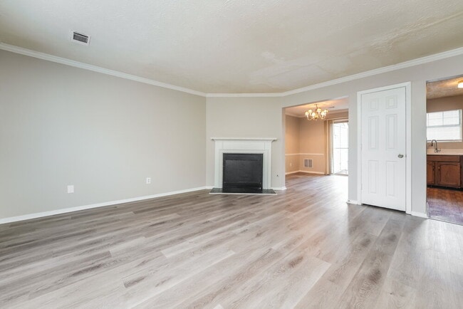 Photo - 1418 Stonegate Point