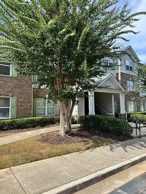 Building Photo - 4204 Fairington Ridge Cir