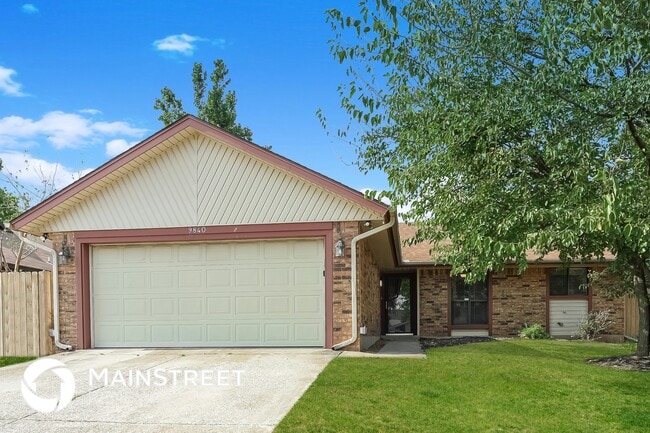 Building Photo - 9840 Willow Wind Dr