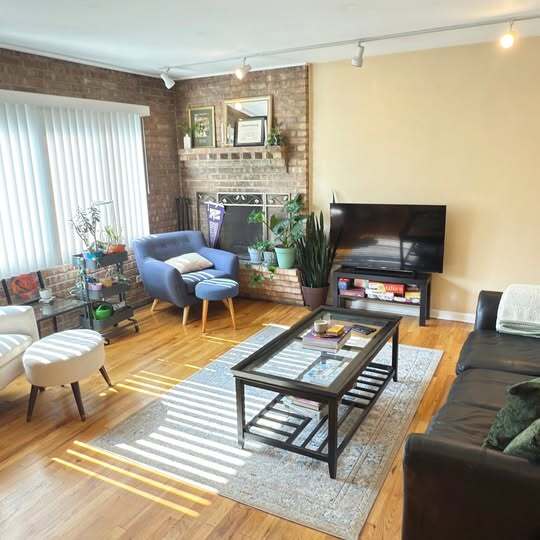 Photo - 715 W Diversey Pky Unidad 3