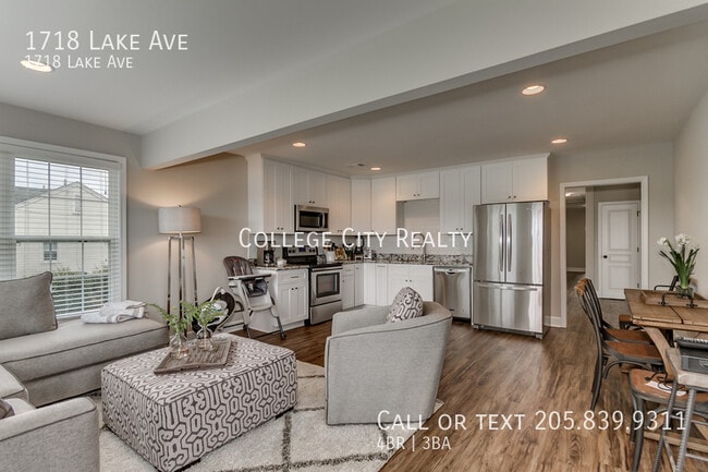 Photo - 1718 Lake Ave