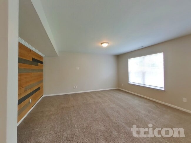 Photo - 5537 Burning Tree Ct