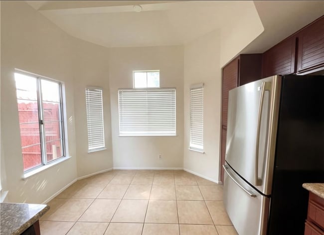 Photo - 25311 Chicago Ave