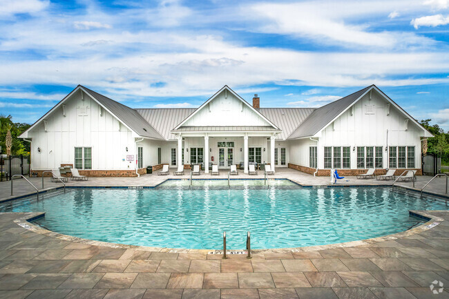 Pool Area - Palisades of Charleston Apartments