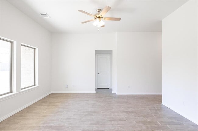 9204 NW 119th St