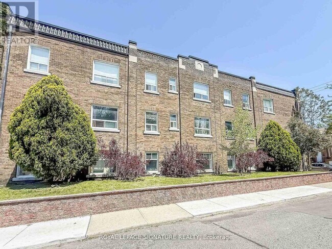 Photo - 394 Dovercourt Rd Unit 34
