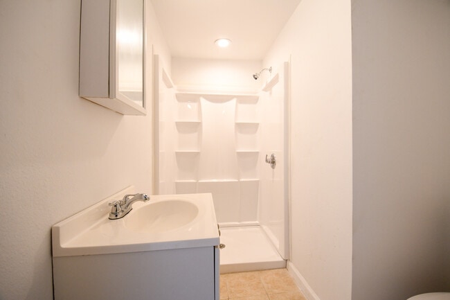 Photo - 425 W 29th Ave