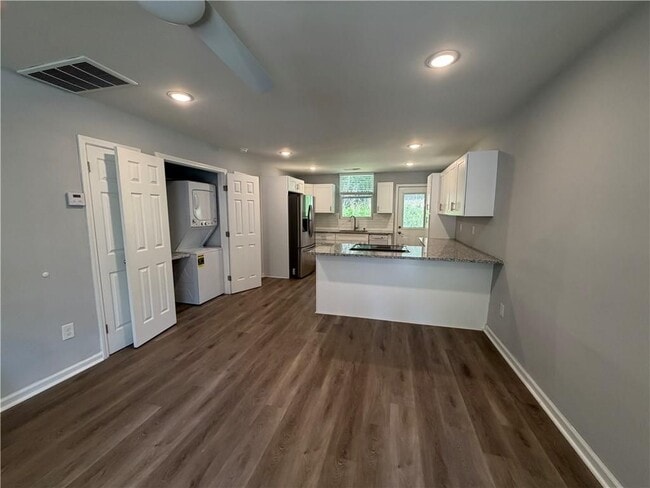 Photo - 571 Eva Kennedy Rd