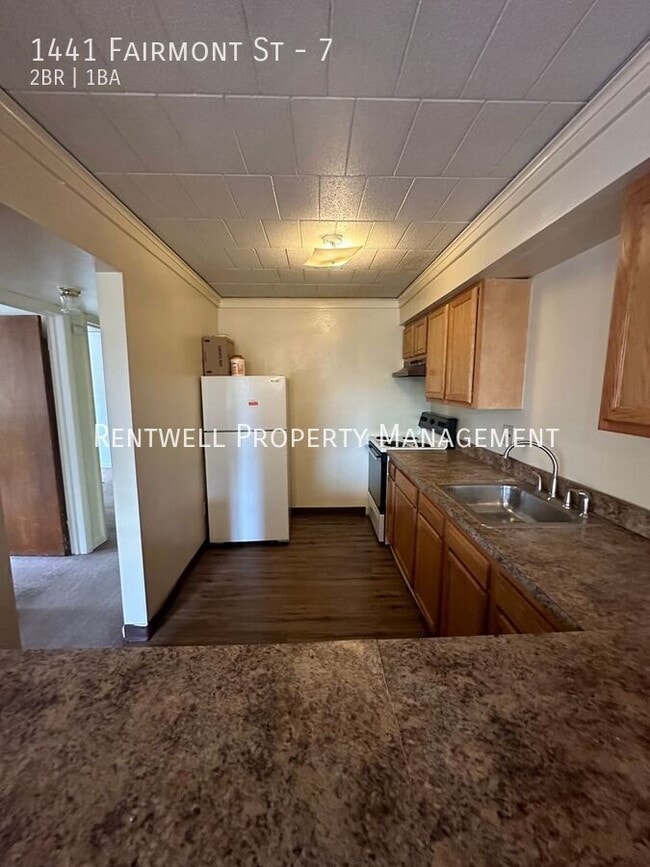 Photo - 1441 Fairmont St Unit 7