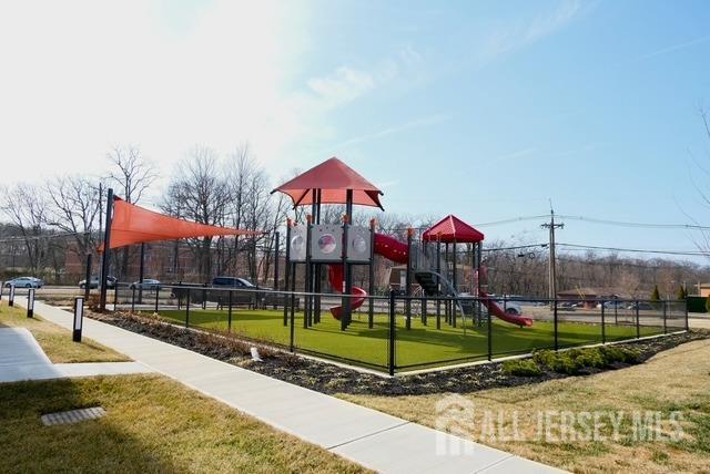 Photo - 101 Peyton Pl