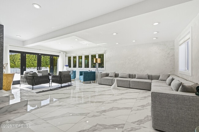 Photo - 107 Grant Ave