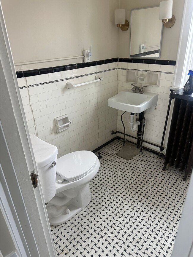 Photo - 104 Brownsville Rd Unit 3