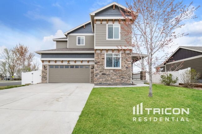 Photo - 899 Shirttail Peak Ct Casa