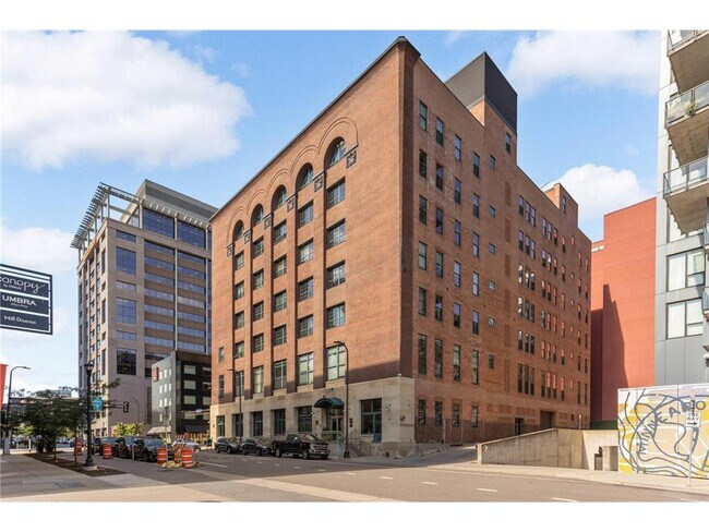 Building Photo - 250 Park Ave Unit 307 Rental