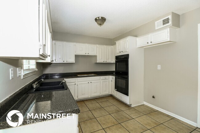 Photo - 2760 Welchlawn St