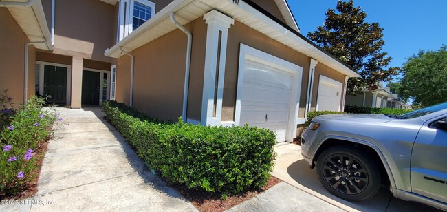 Photo - 401 Scrub Jay Dr Townhome