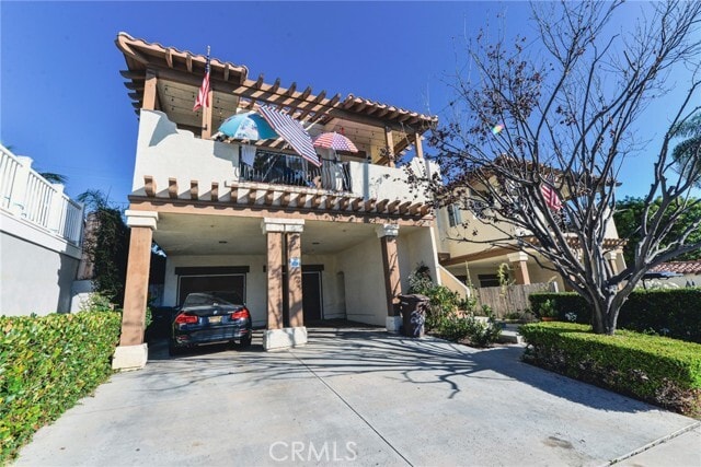 Building Photo - 229 Avenida Santa Barbara Rental