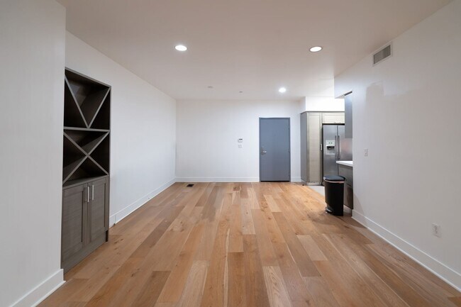 Photo - Stunning 3 Bedroom/ 3 Bathroom $3,790/mo. Unit 206