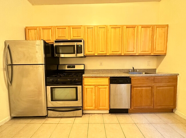 Photo - 408 W 130th St