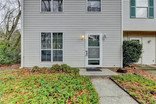 Photo - 3241 Shadow Walk Ln