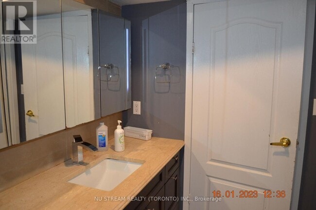 Photo - 289 Apache Trail