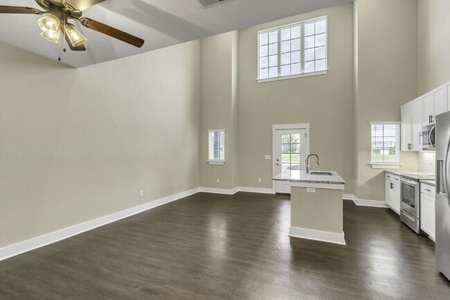 Photo - Modern 2-Bed, 2.5-Bath Townhouse Gem with ...