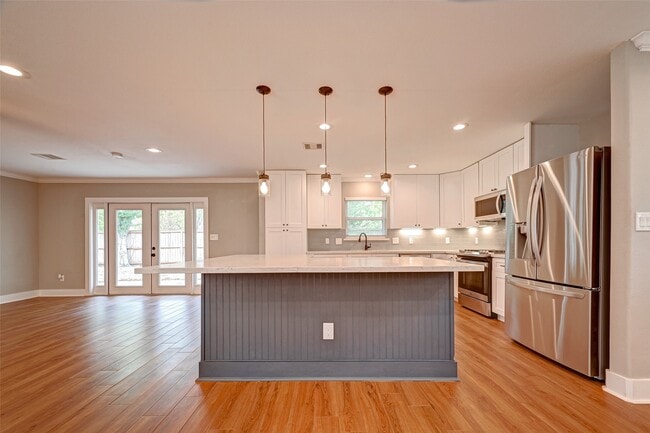 Photo - 10138 Hazelhurst Dr