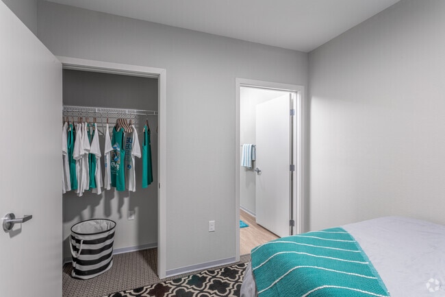 Photo - Muse on Main