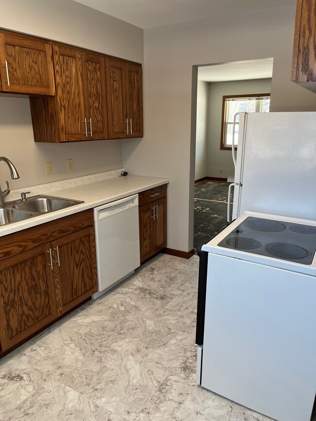 Photo - 1043 6th Ave