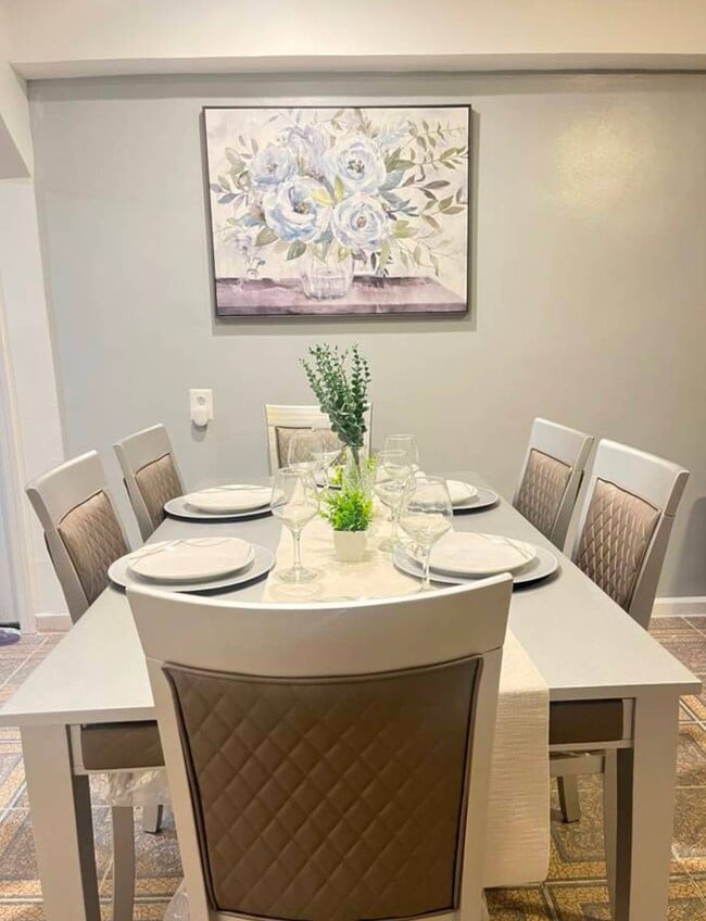 Photo - 21-24 28th Ave