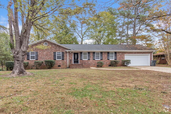 Building Photo - Charming 3-Bedroom Ranch in Eastside Green... Rental