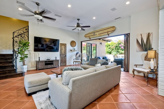 Building Photo - 5194 Carlsbad Blvd Rental