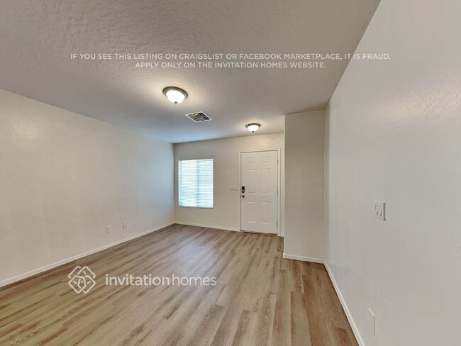 Photo - 22512 W Desert Bloom St